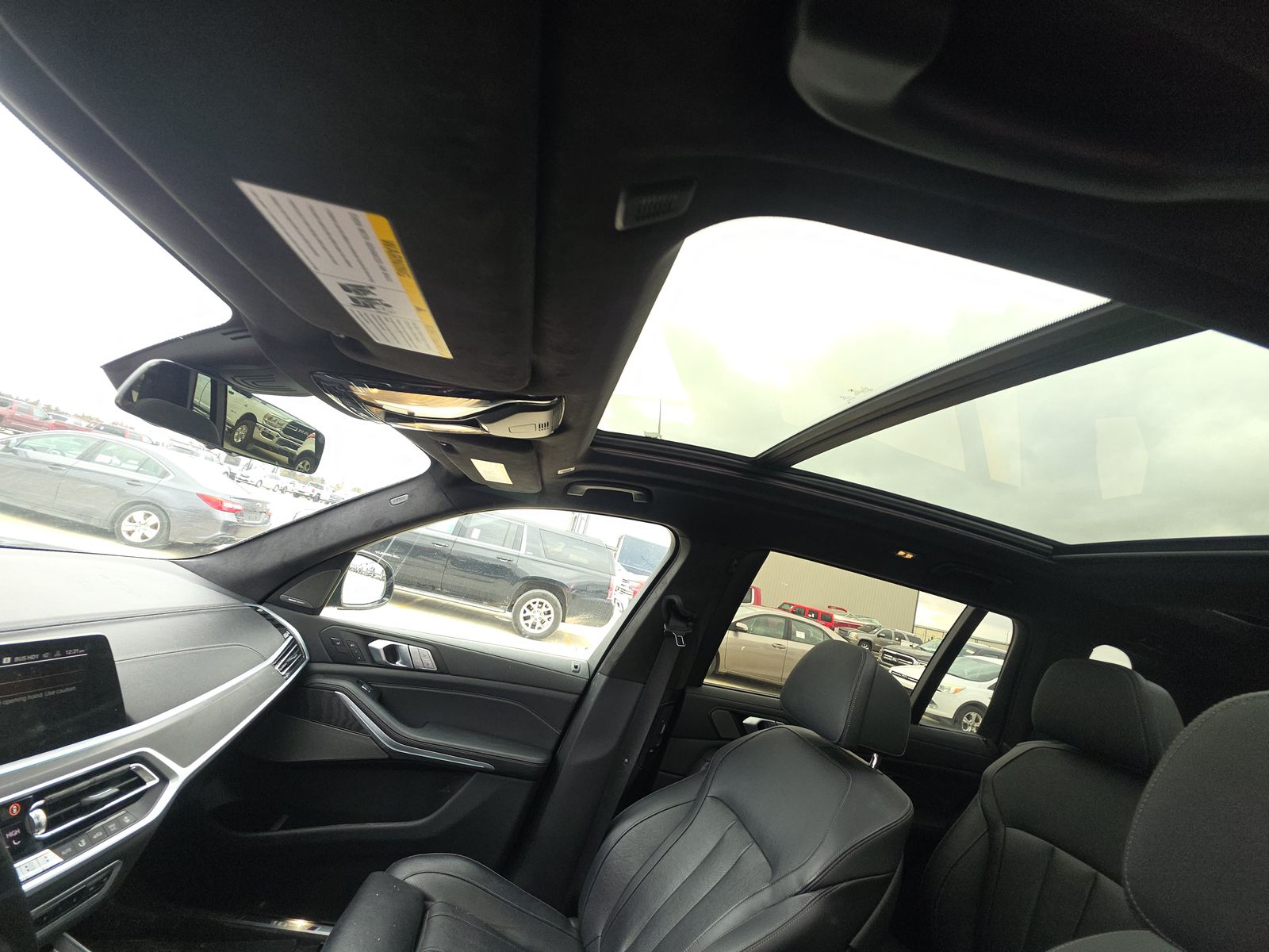 2022 BMW X7 M50i AWD