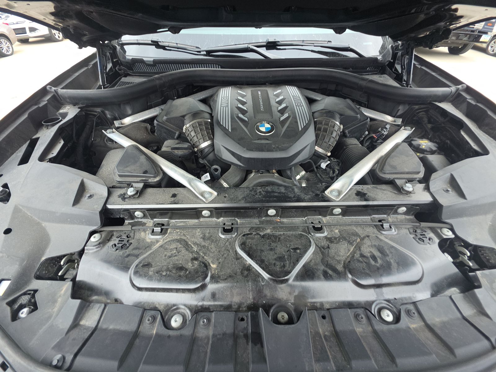 2022 BMW X7 M50i AWD