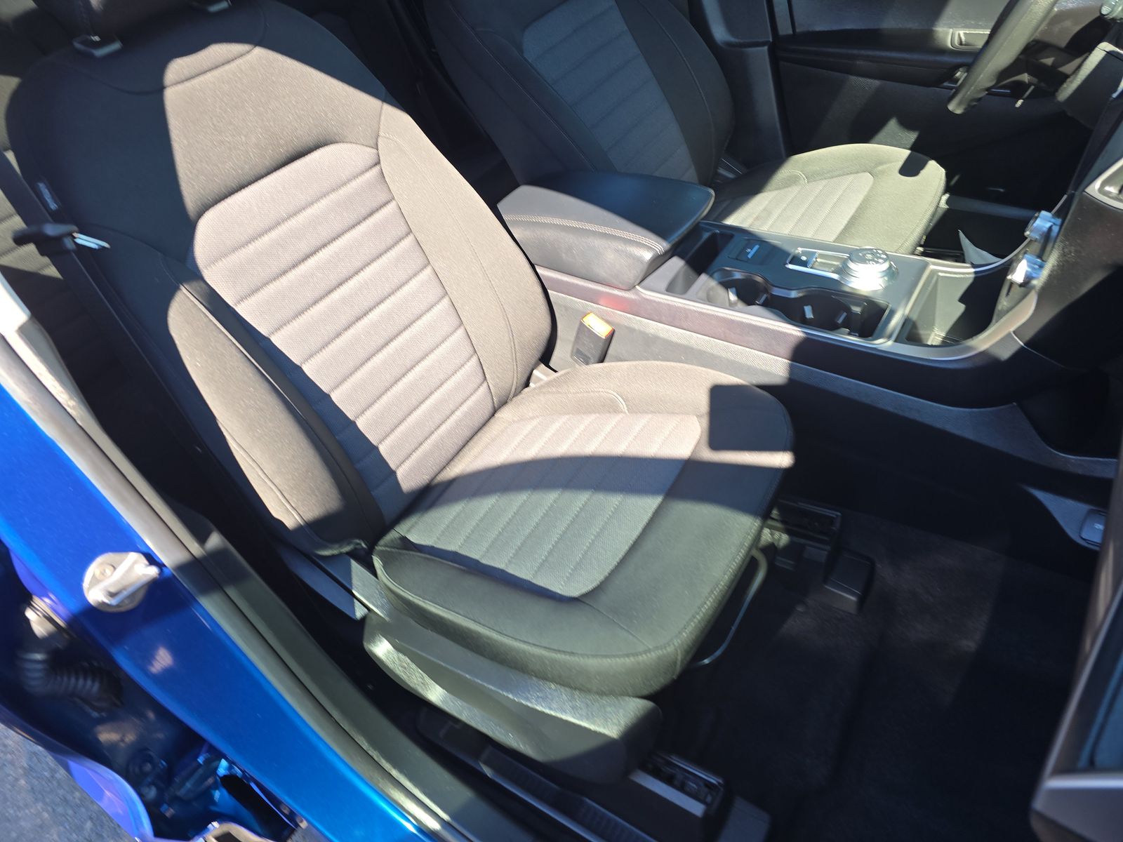 2023 Ford Edge SE AWD