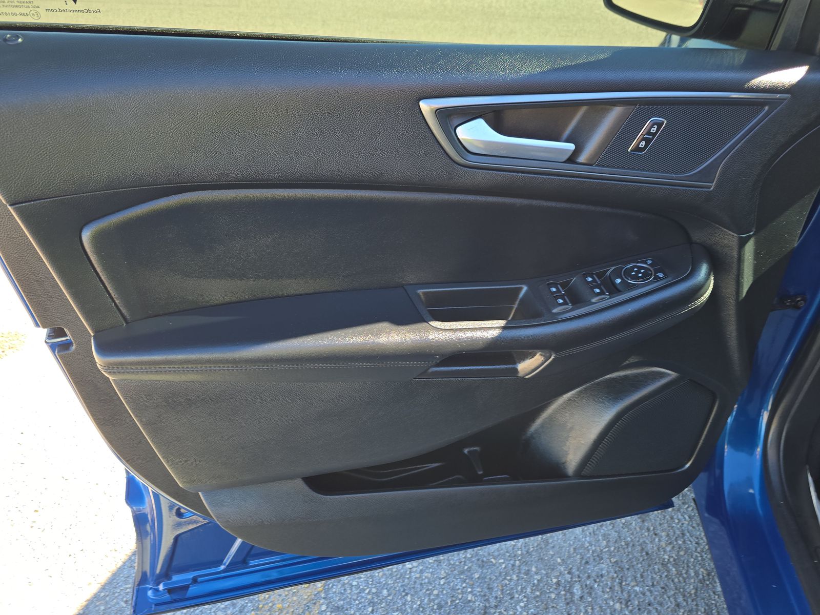 2023 Ford Edge SE AWD