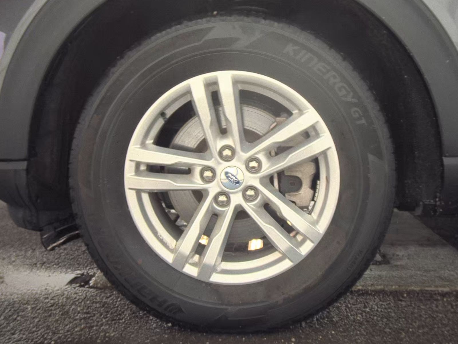 2023 Ford Explorer XLT AWD