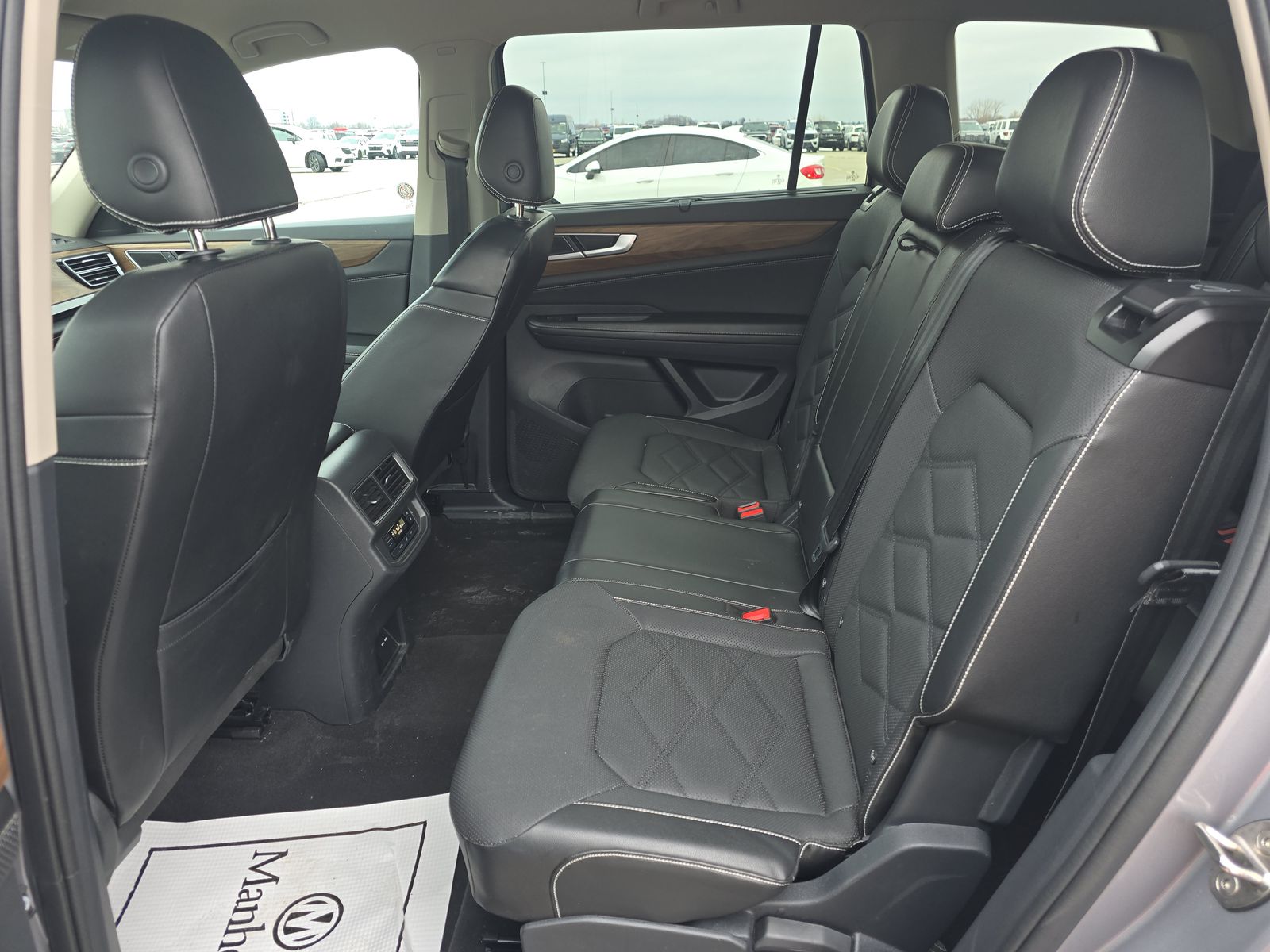 2024 Volkswagen Atlas 2.0T SE FWD