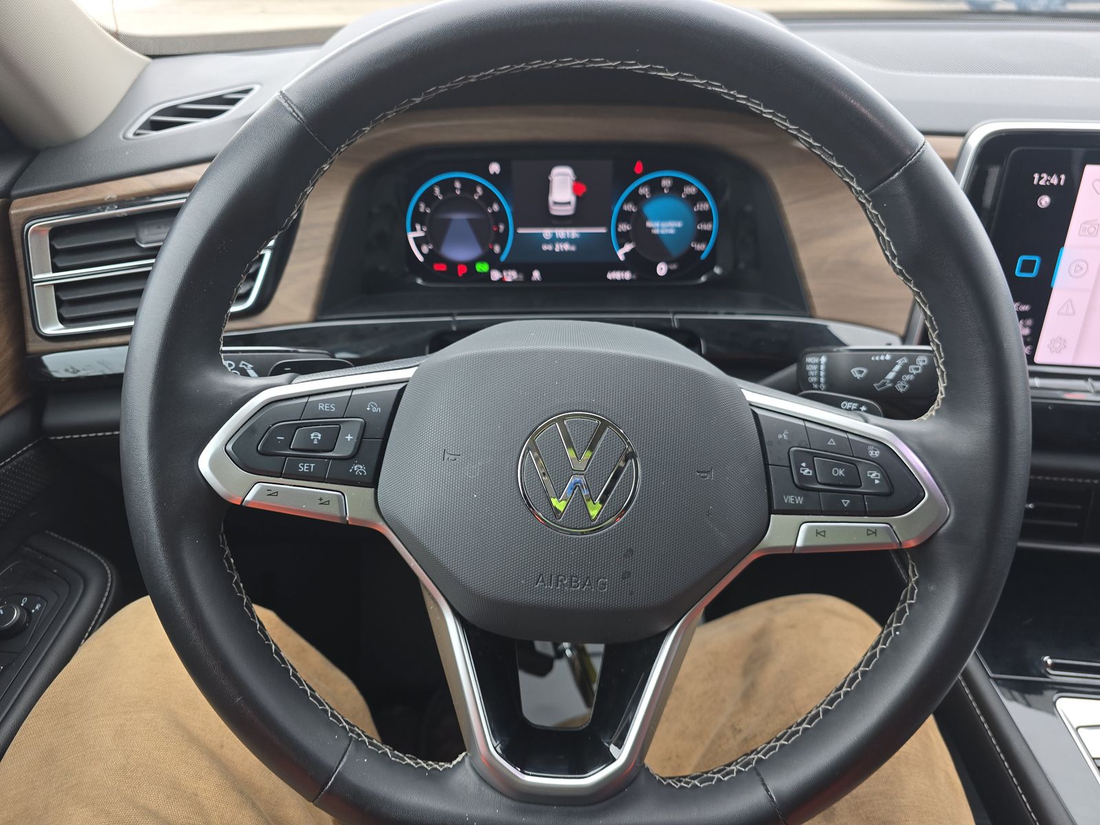 2024 Volkswagen Atlas 2.0T SE FWD