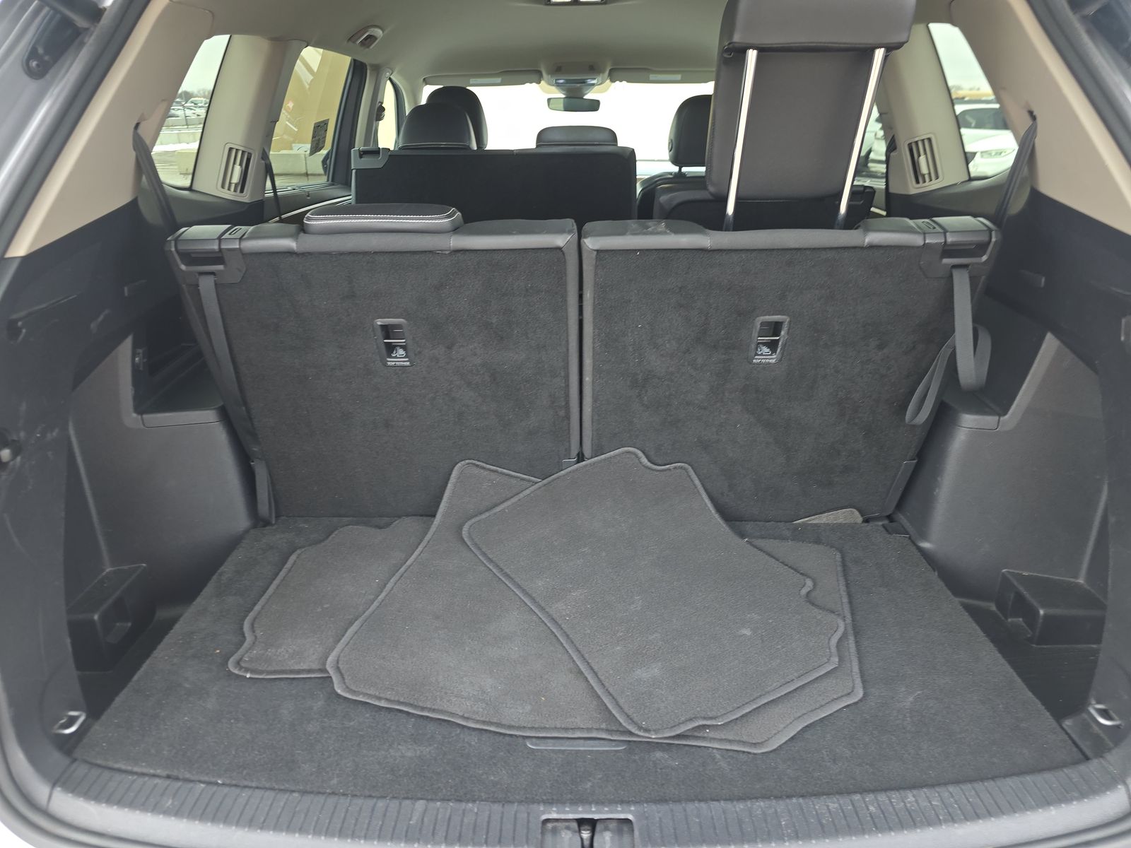 2024 Volkswagen Atlas 2.0T SE FWD