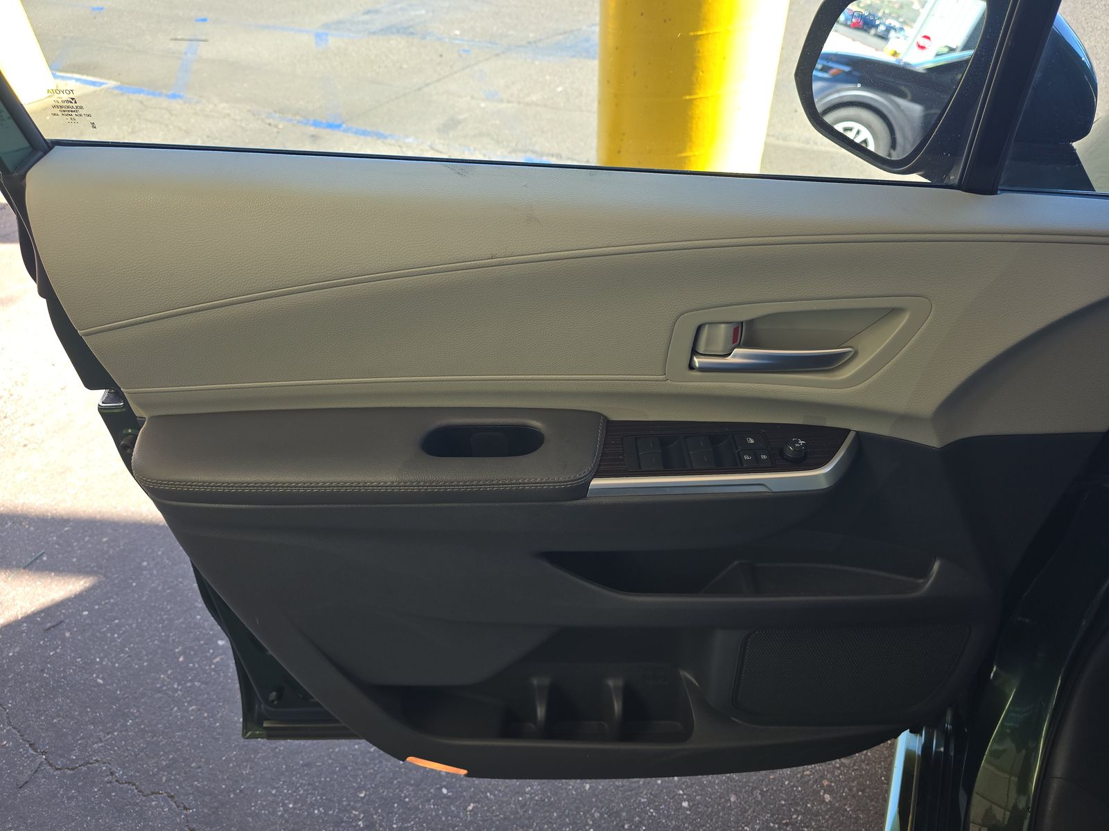 2024 Toyota Sienna XLE FWD