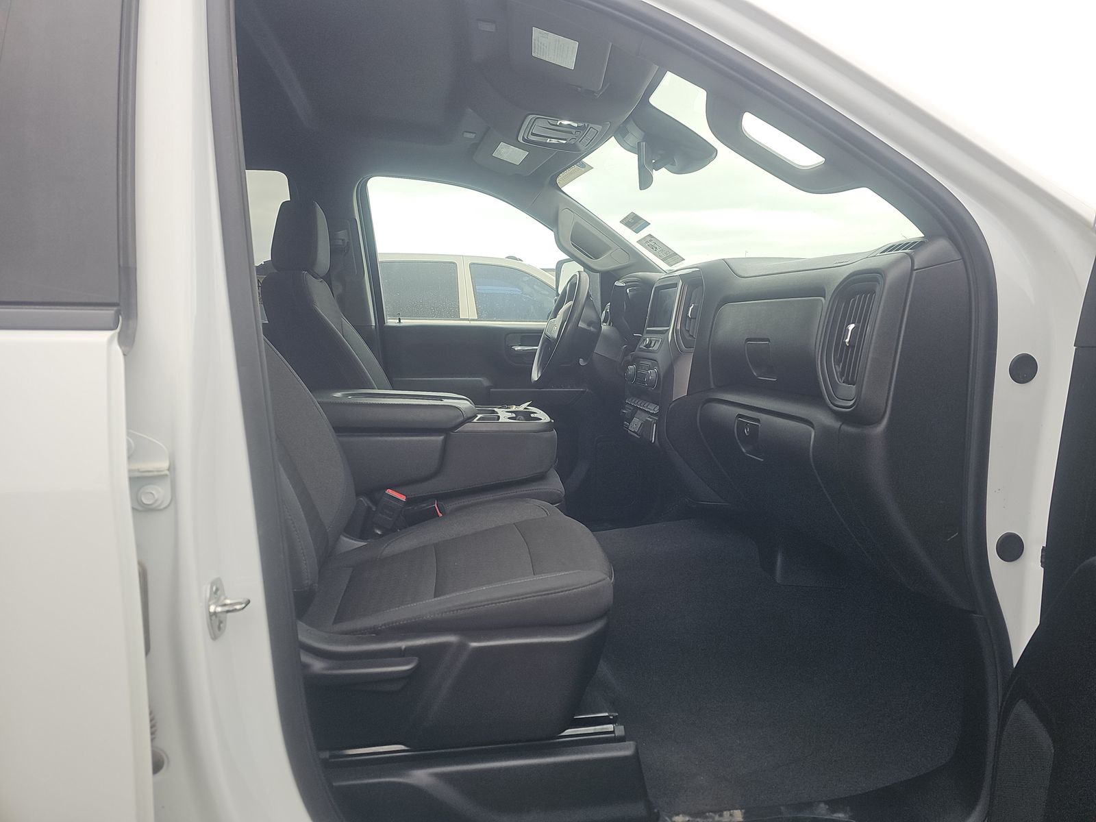 2025 Chevrolet Silverado 2500HD Custom AWD