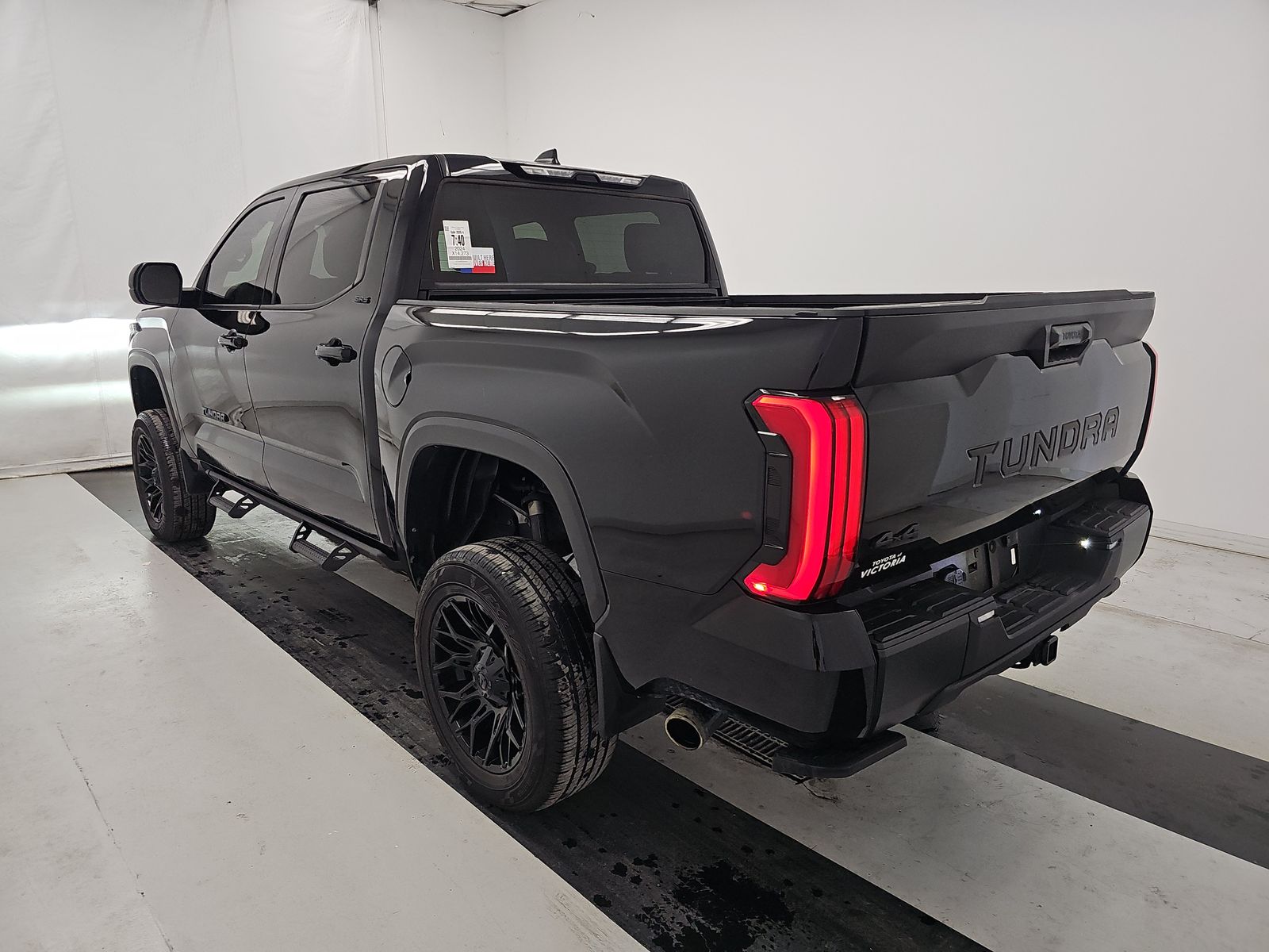 2024 Toyota Tundra SR5 AWD