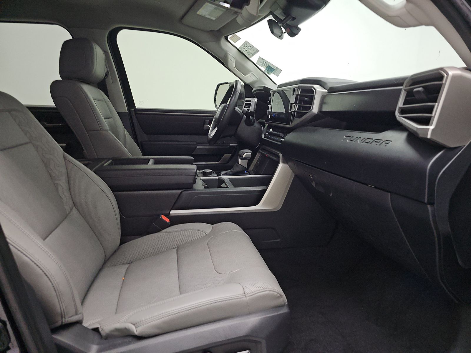 2024 Toyota Tundra SR5 AWD