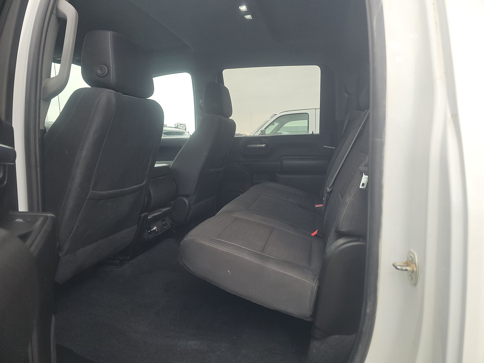 2025 Chevrolet Silverado 2500HD Custom AWD