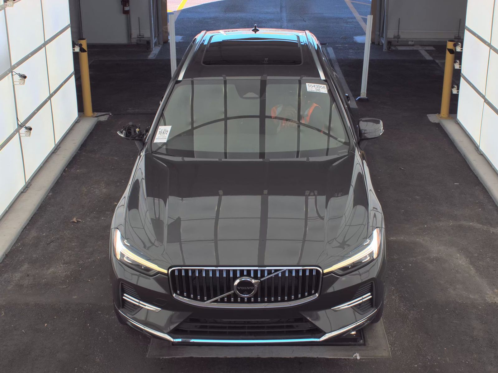 2023 Volvo XC60 B5 Plus FWD