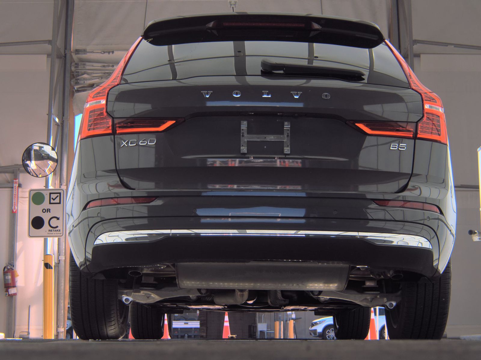 2023 Volvo XC60 B5 Plus FWD