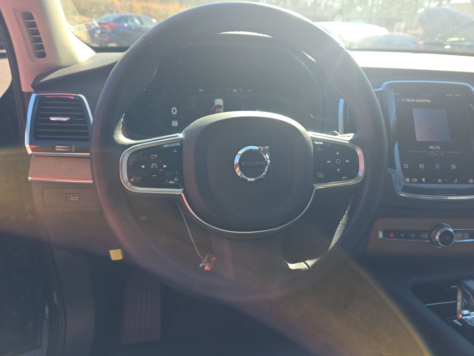 2023 Volvo XC90 B6 Plus AWD