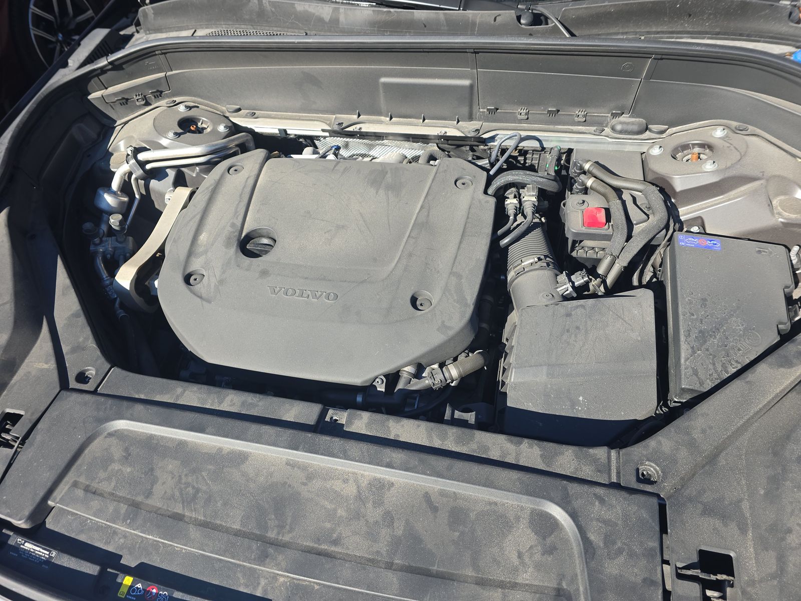 2023 Volvo XC90 B6 Plus AWD