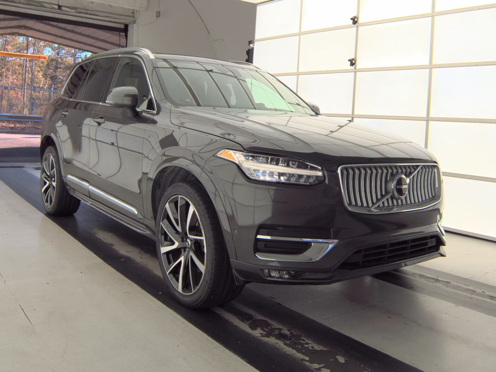 2023 Volvo XC90 B6 Plus AWD