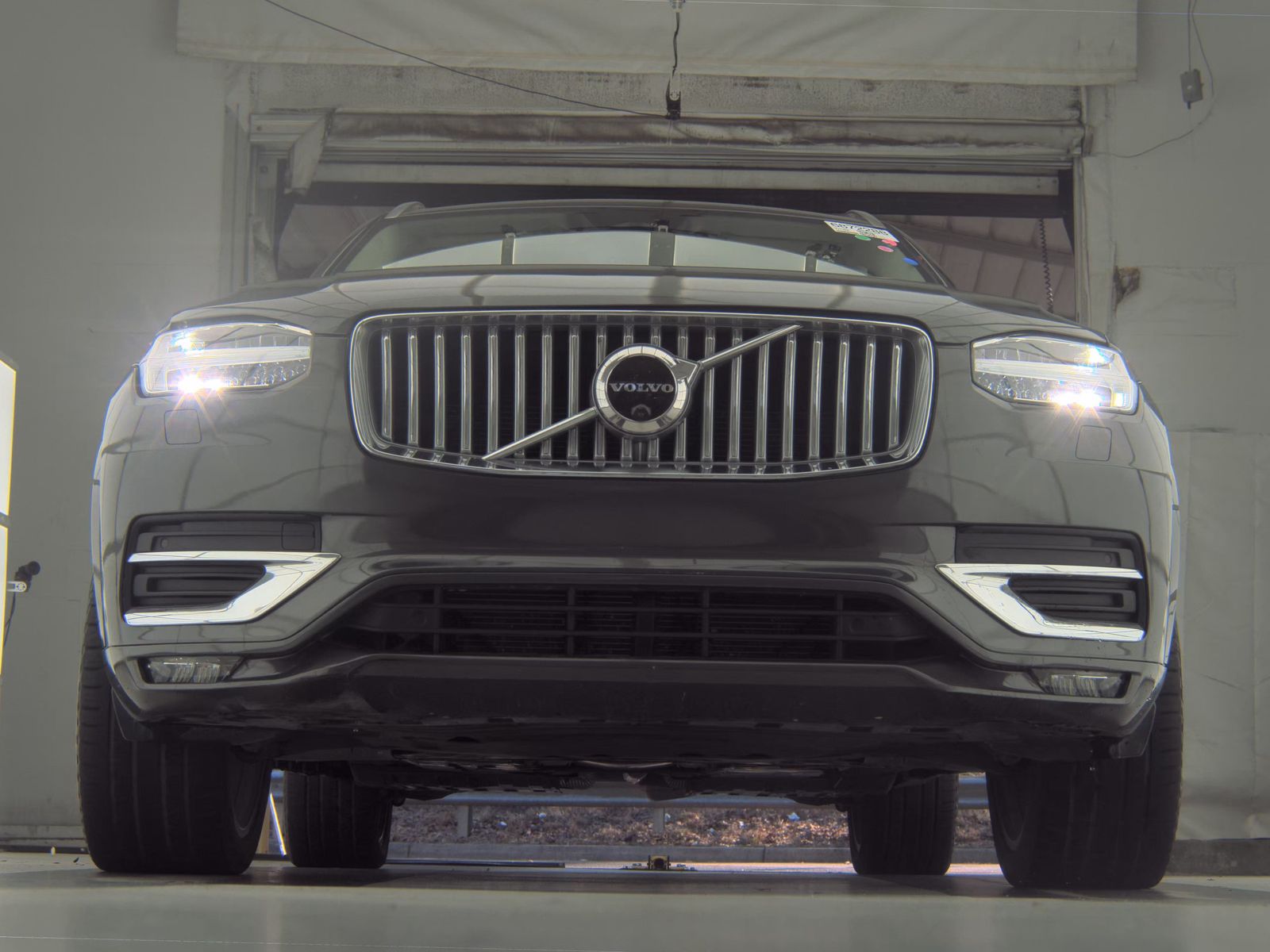 2023 Volvo XC90 B6 Plus AWD