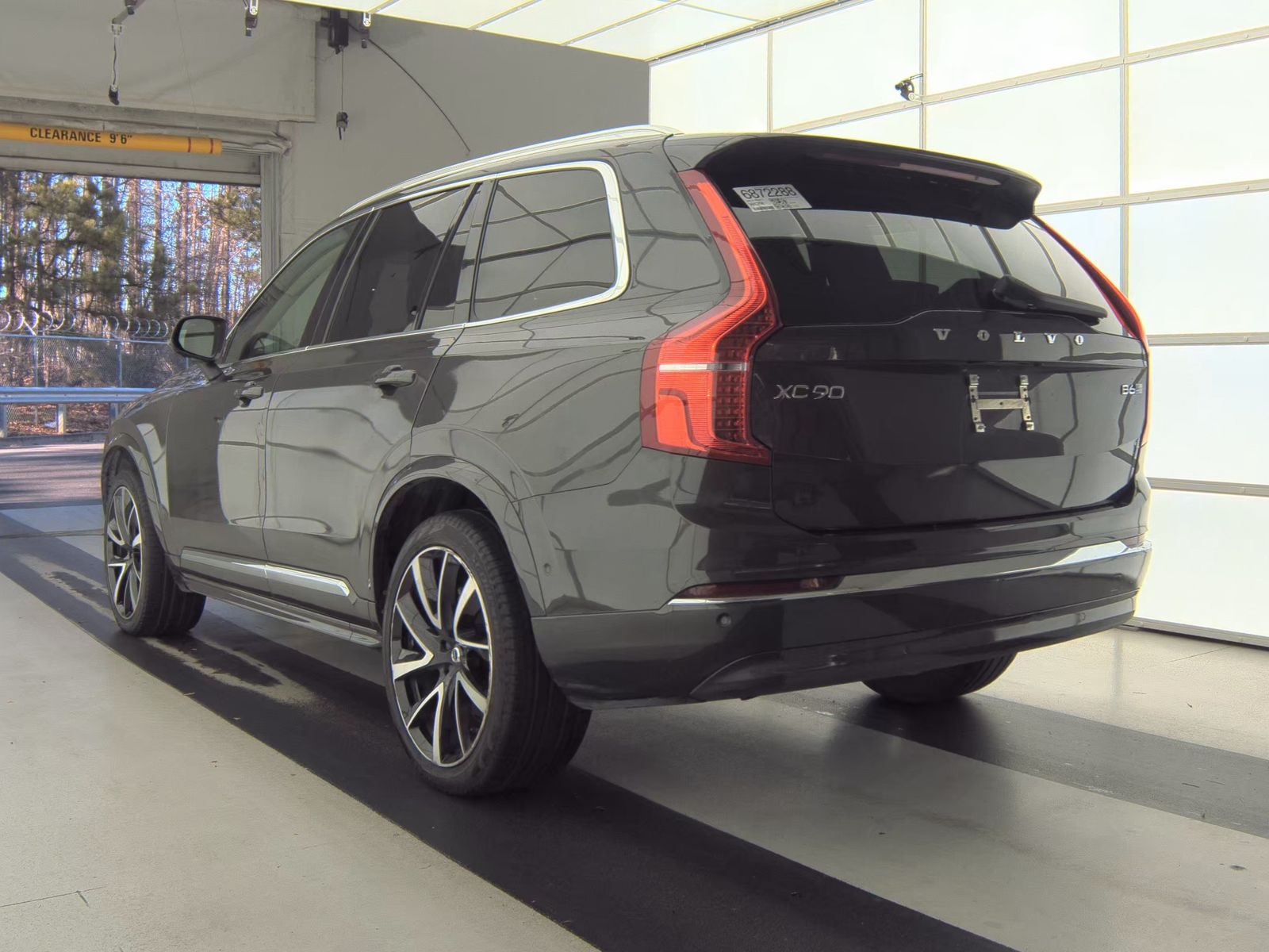 2023 Volvo XC90 B6 Plus AWD
