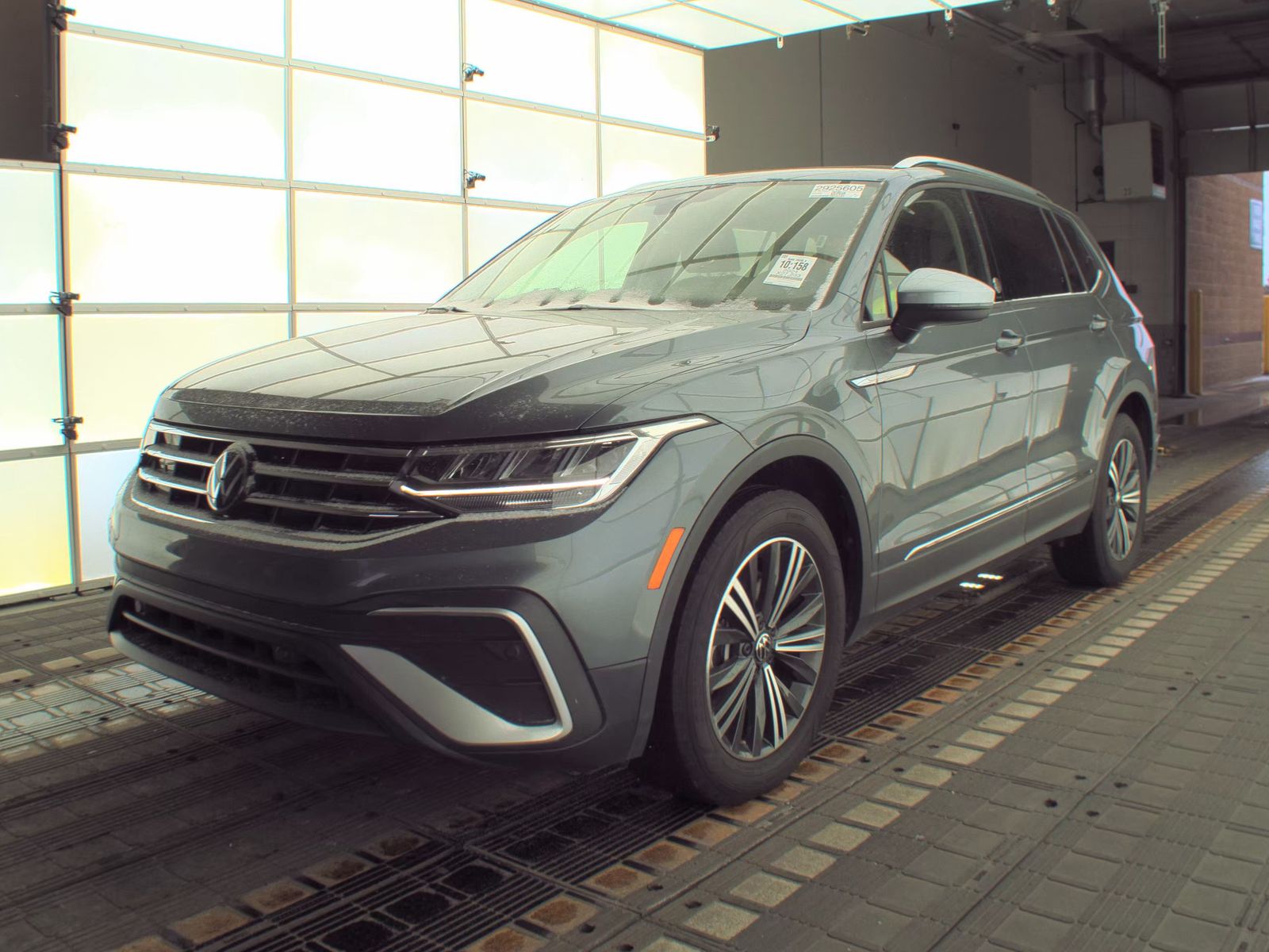 2024 Volkswagen Tiguan 2.0T Wolfsburg Edition FWD