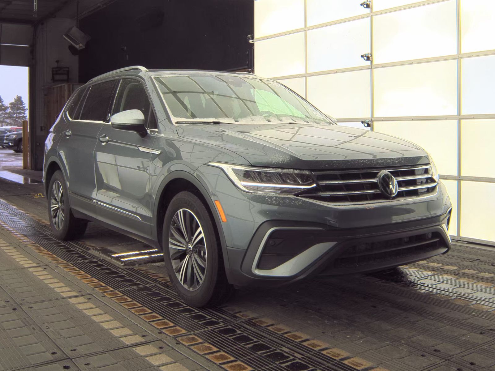 2024 Volkswagen Tiguan 2.0T Wolfsburg Edition FWD