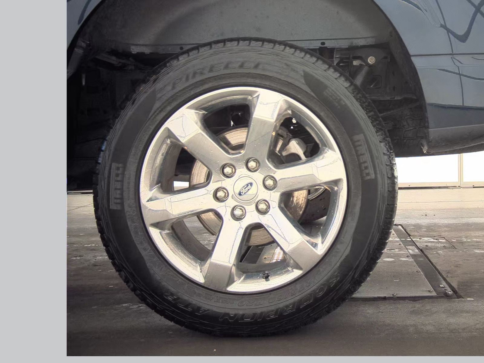 2023 Ford F-150 Lariat AWD