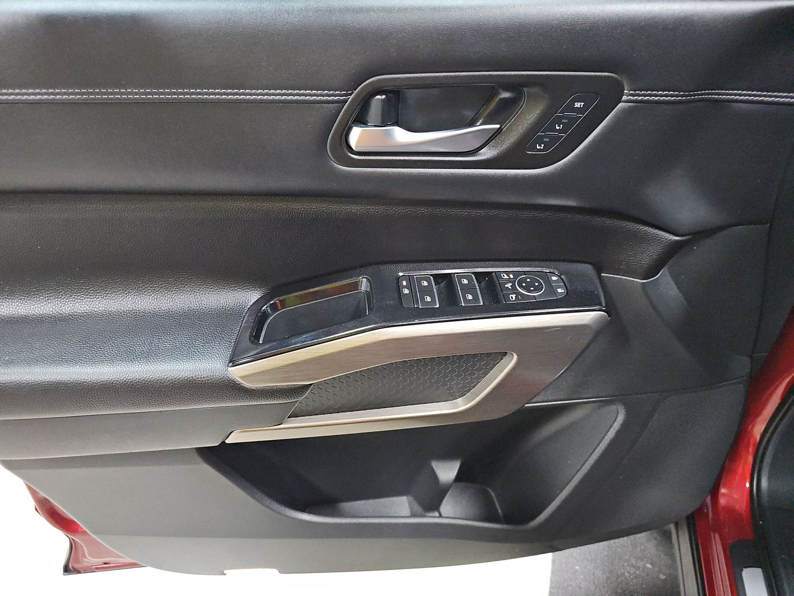 2022 Nissan Pathfinder Platinum AWD