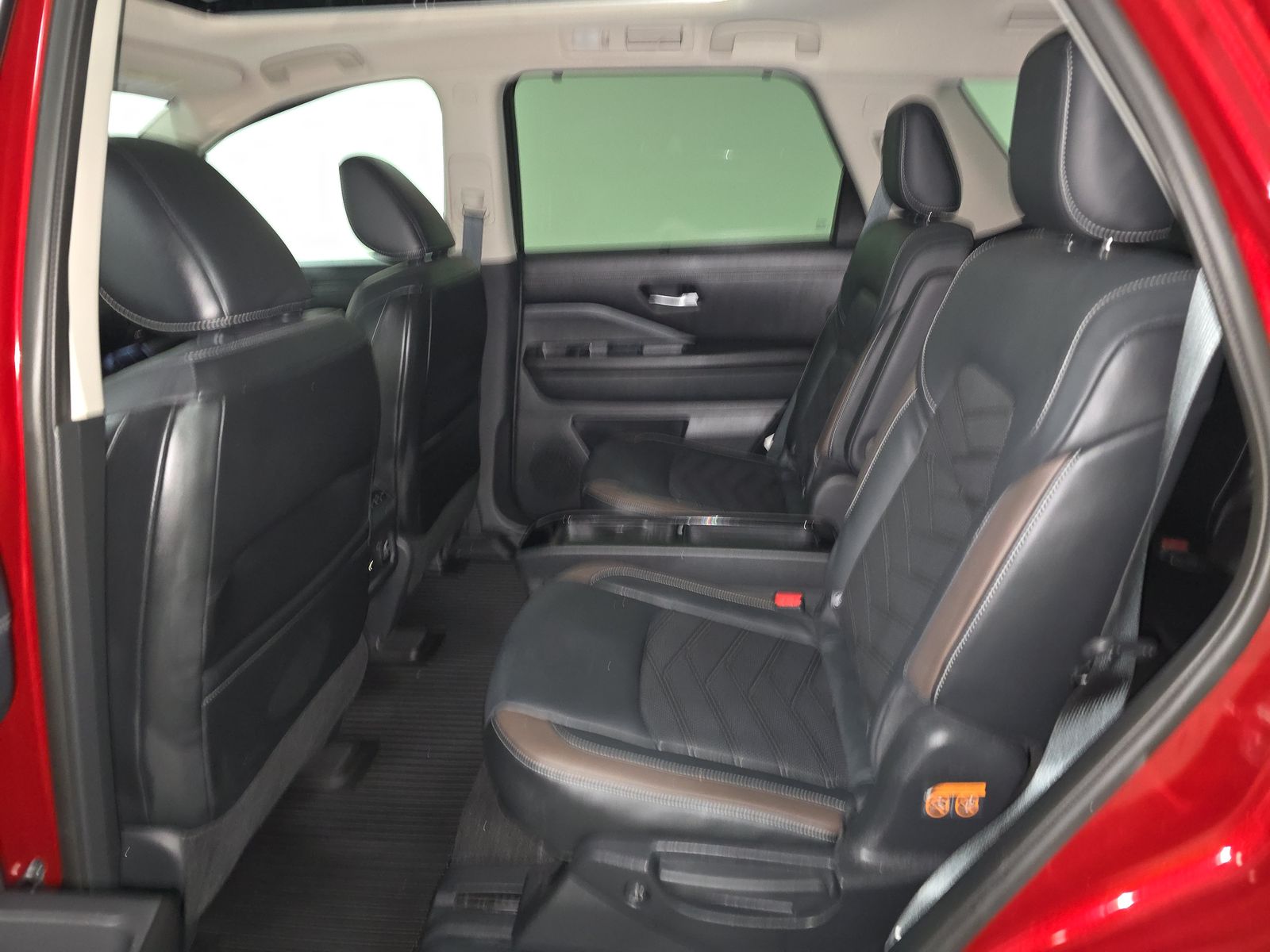 2022 Nissan Pathfinder Platinum AWD