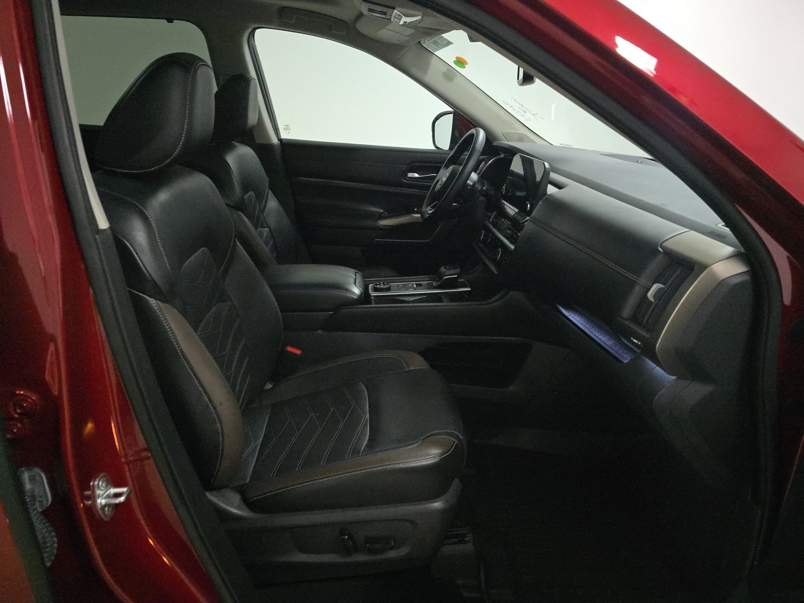 2022 Nissan Pathfinder Platinum AWD