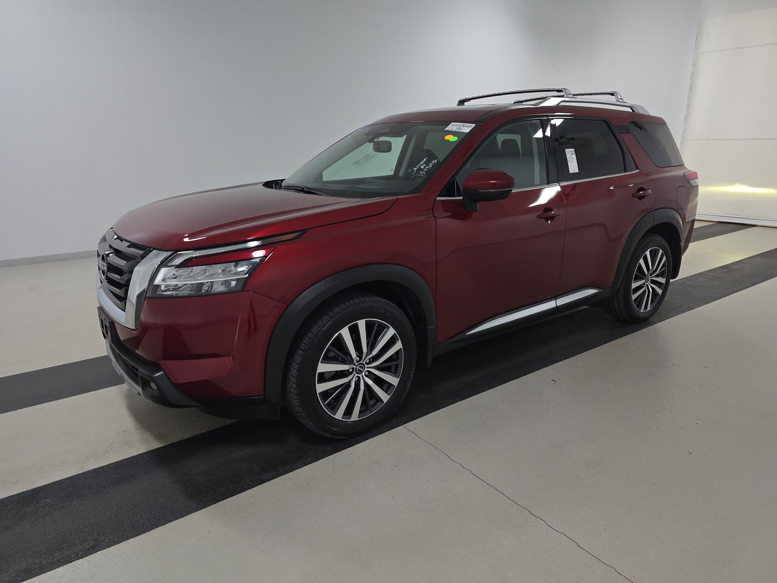 2022 Nissan Pathfinder Platinum AWD