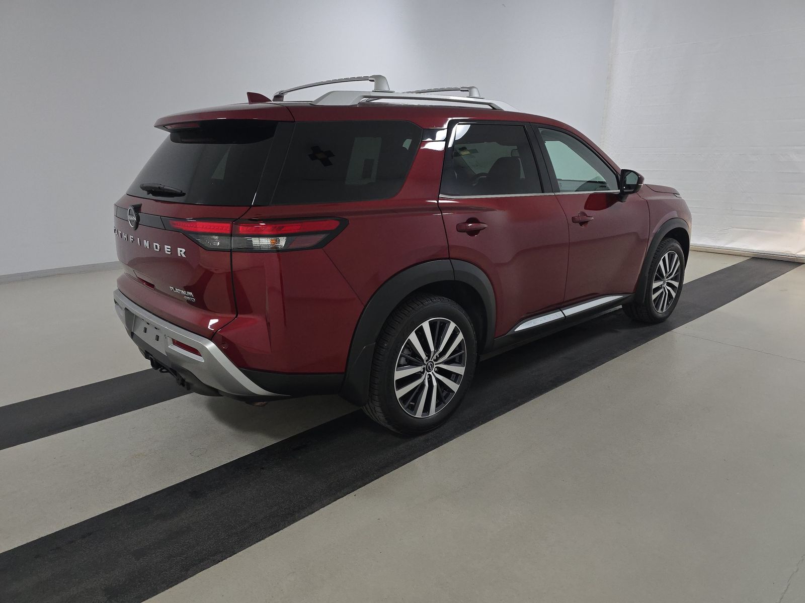 2022 Nissan Pathfinder Platinum AWD