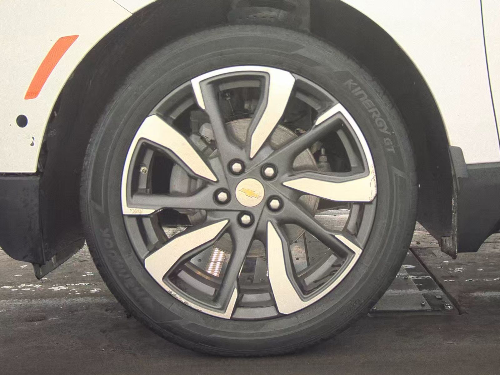 2024 Chevrolet Equinox Premier FWD