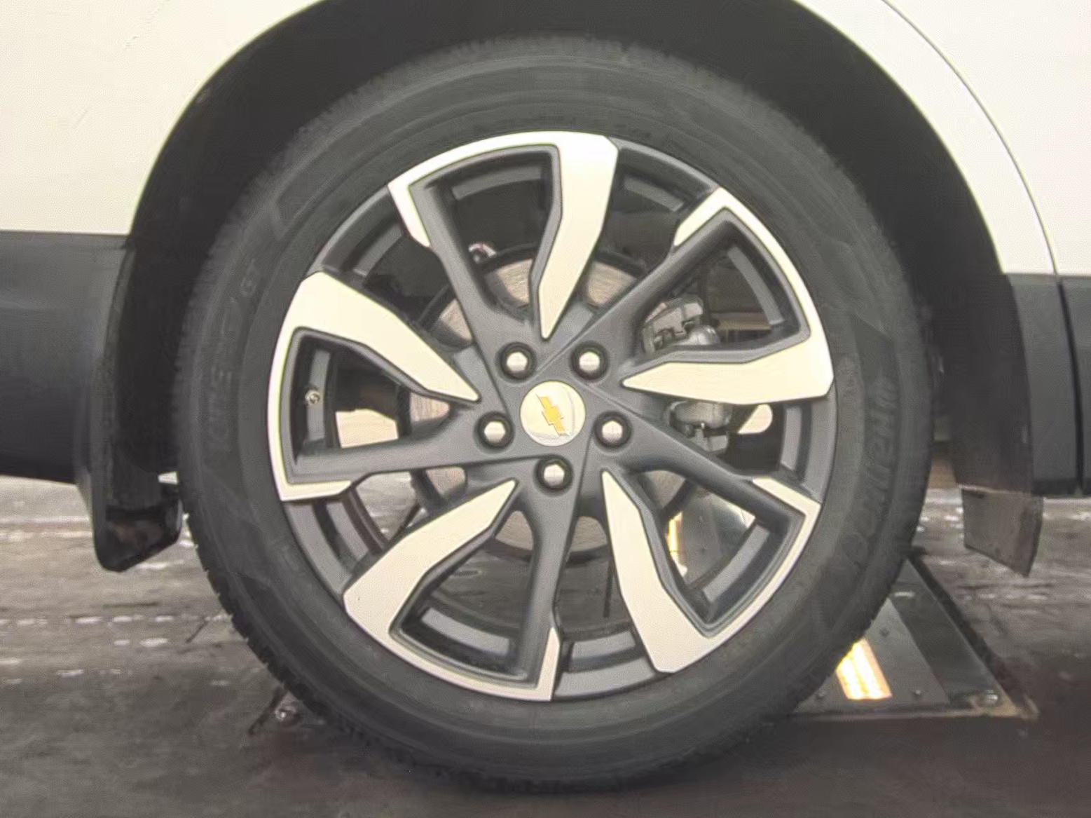 2024 Chevrolet Equinox Premier FWD