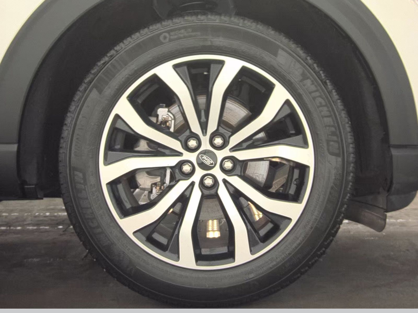 2025 Ford Explorer ST-Line RWD