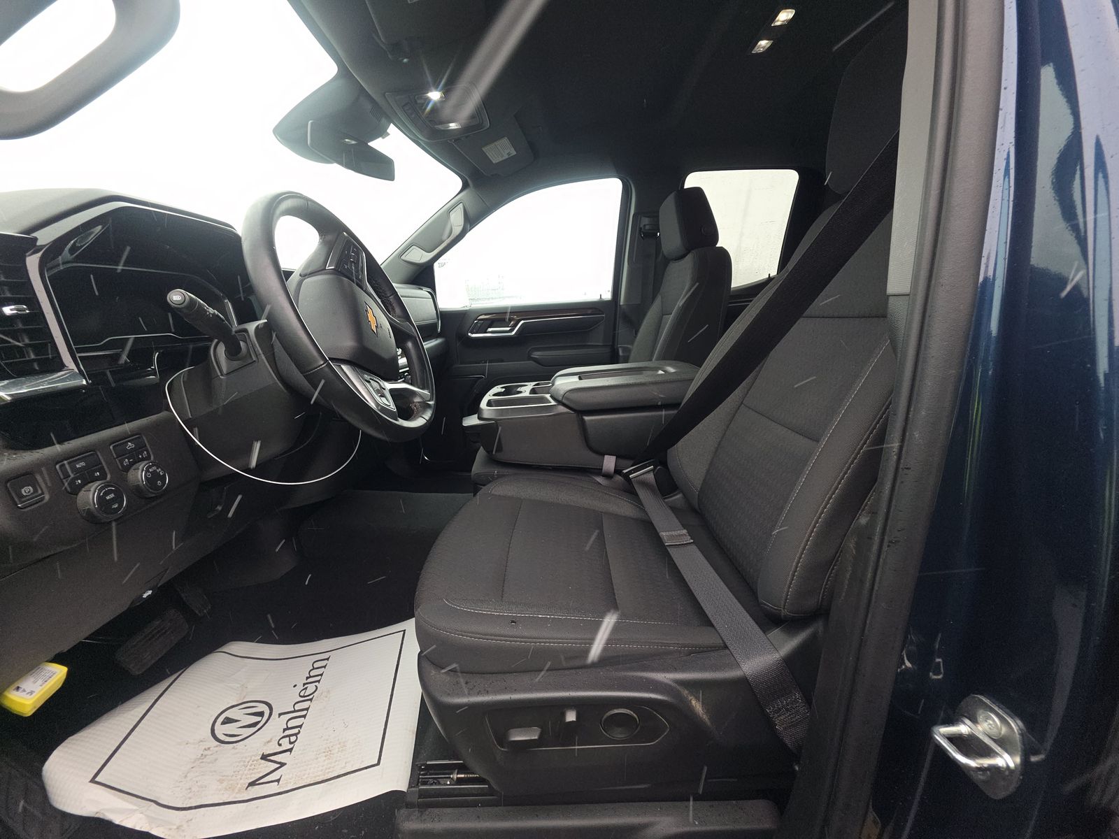 2023 Chevrolet Silverado 1500 LT AWD