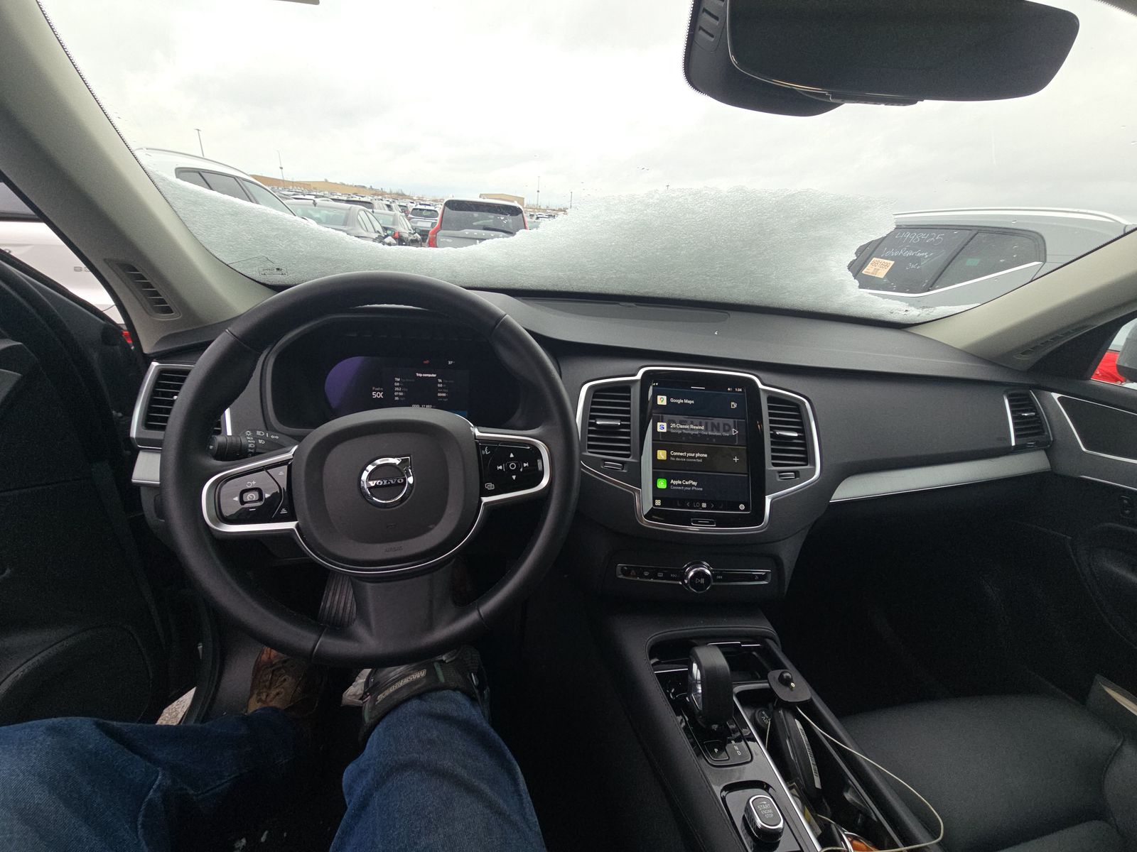 2025 Volvo XC90 B5 Core AWD