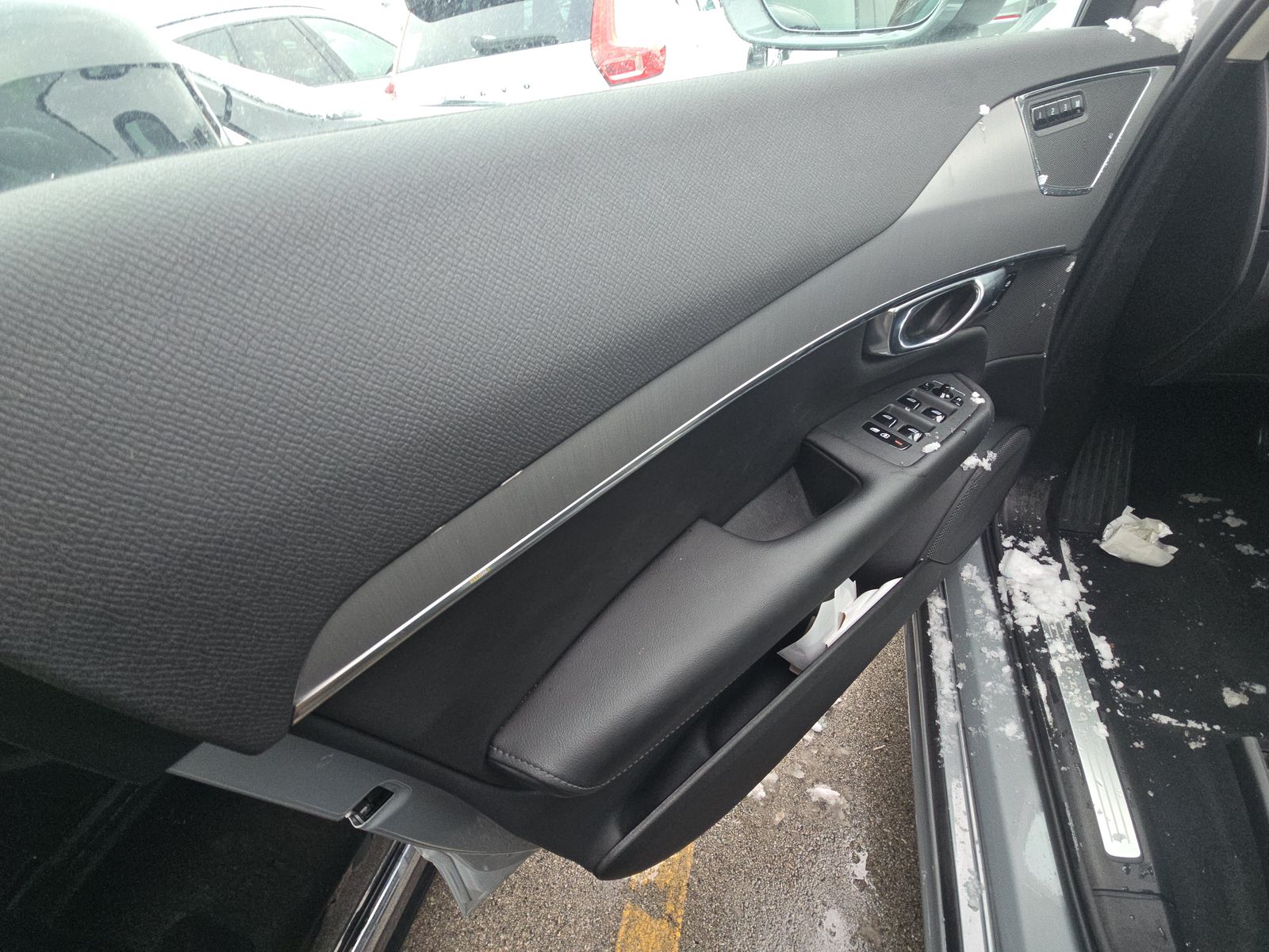 2025 Volvo XC90 B5 Core AWD