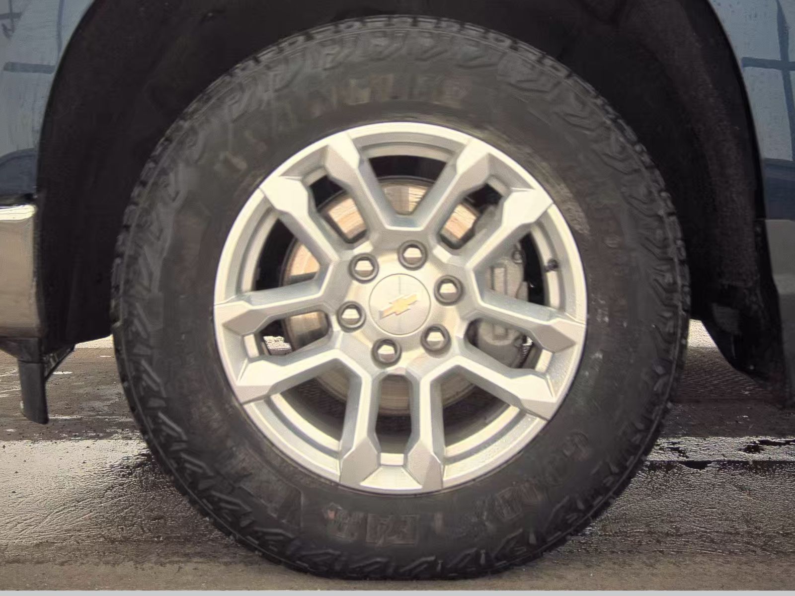 2023 Chevrolet Silverado 1500 LT AWD