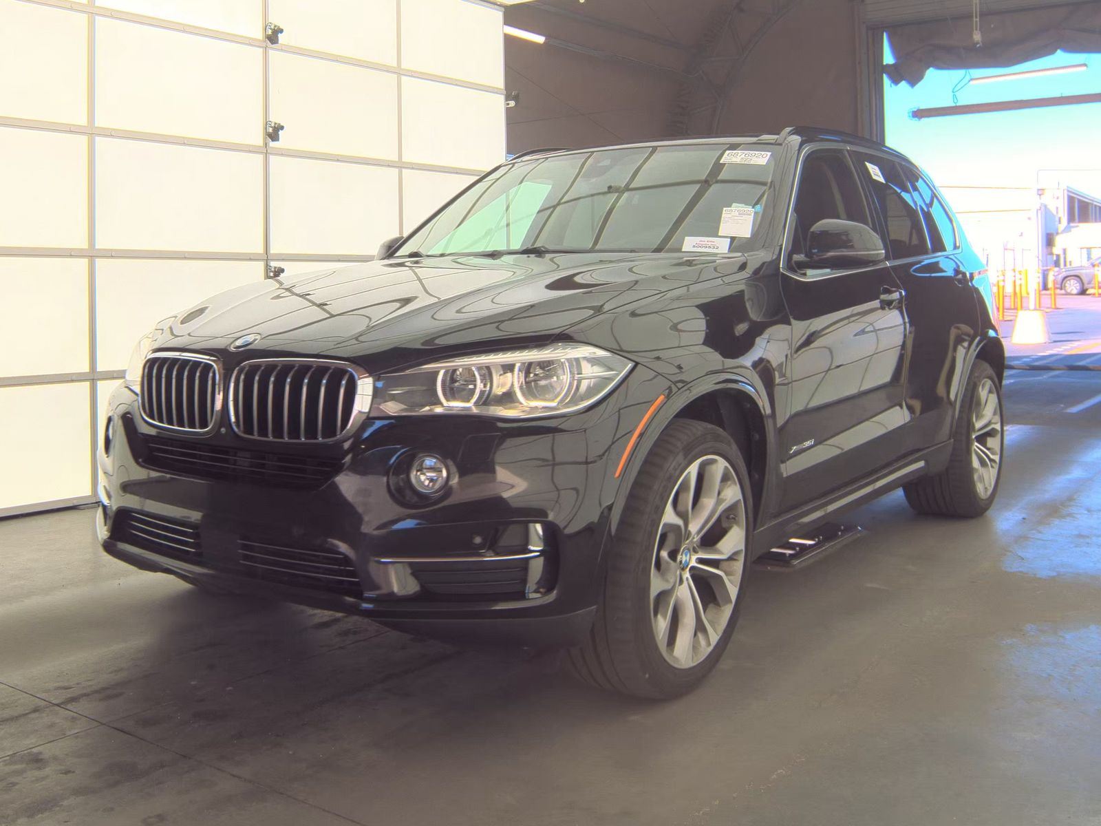 2015 BMW X5 Sports Activity Vehicle xDrive35i LUXURY LINE