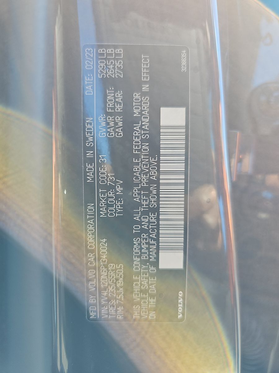 2023 Volvo XC60 B5 Plus FWD