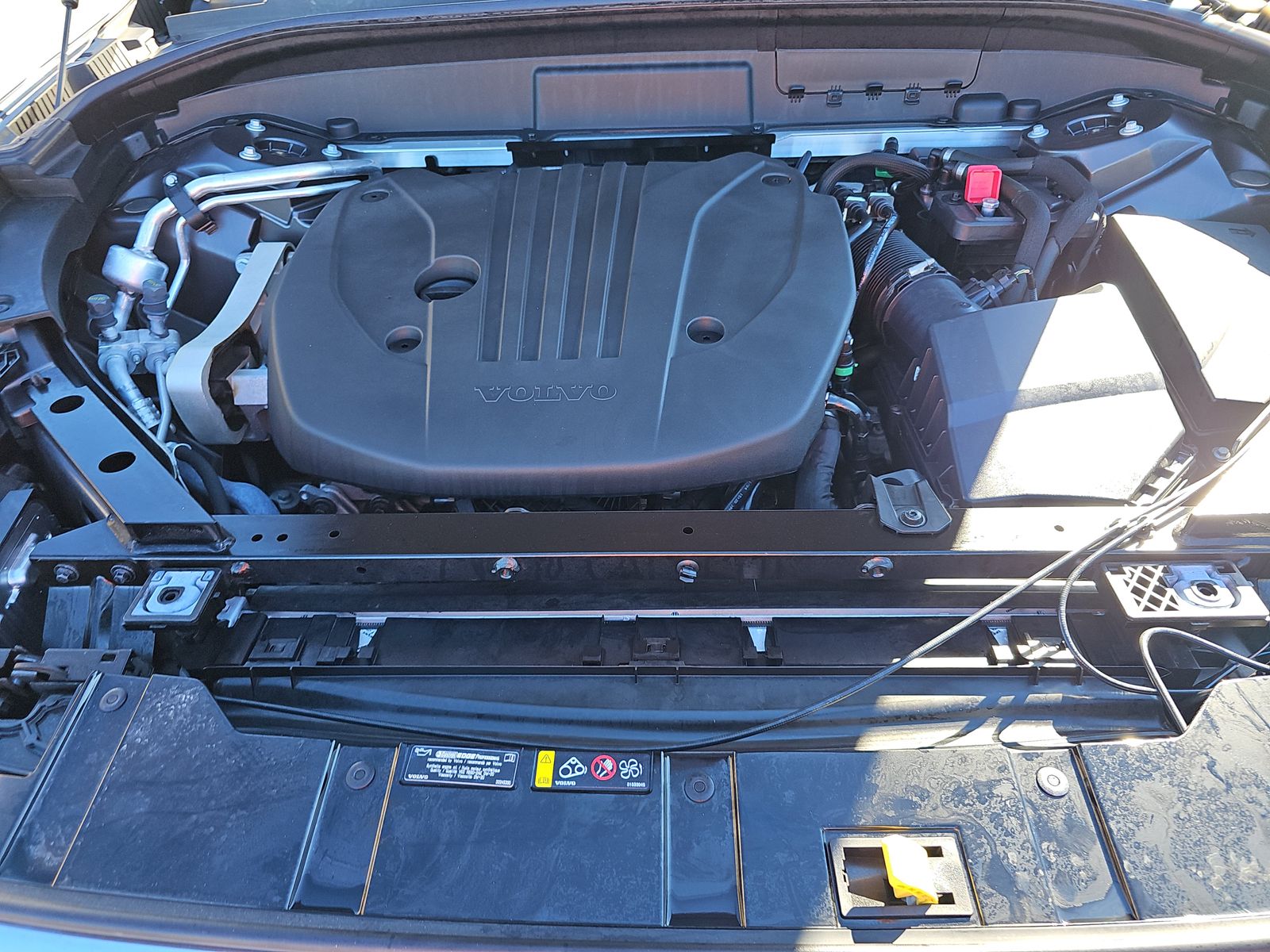 2023 Volvo XC60 B5 Plus FWD