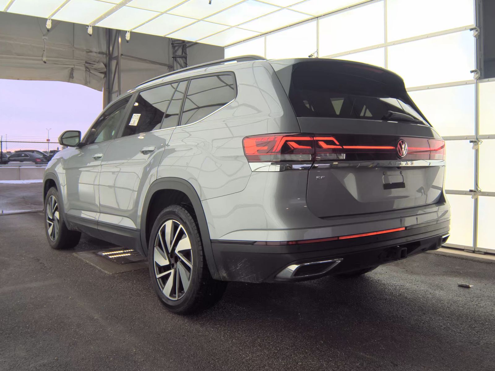 2024 Volkswagen Atlas 2.0T SE FWD