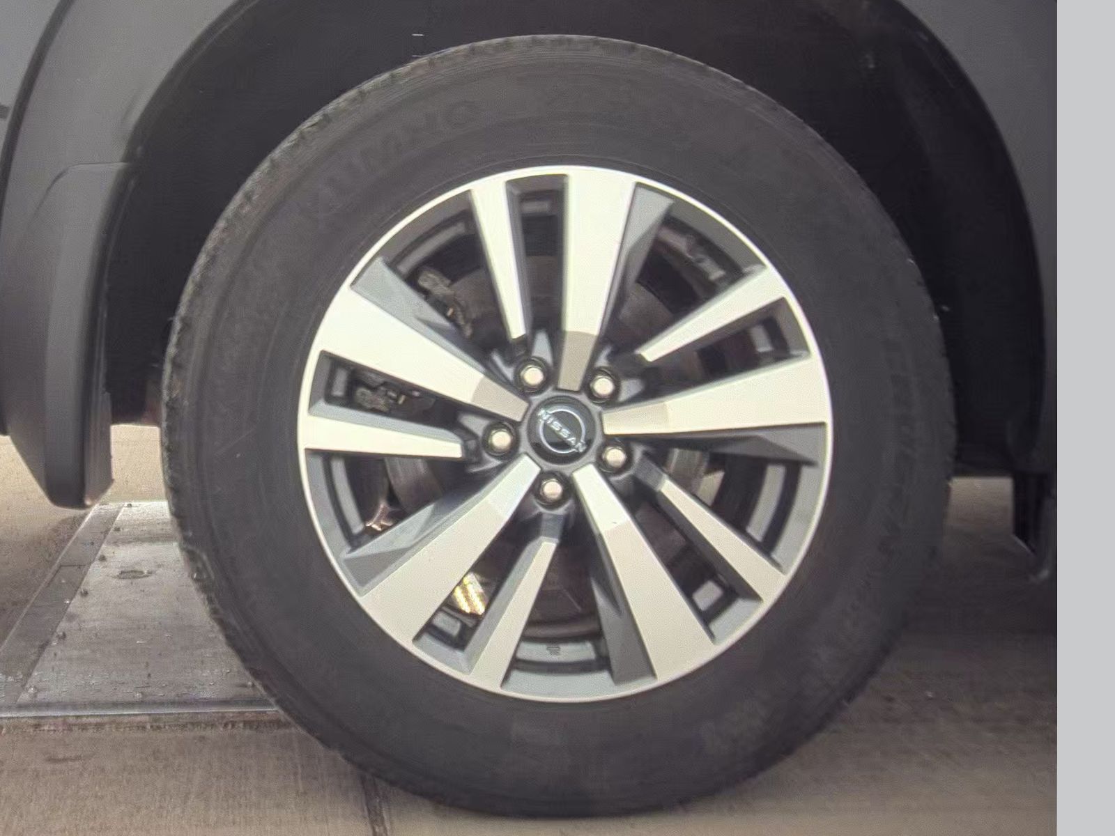 2024 Nissan Pathfinder SL AWD