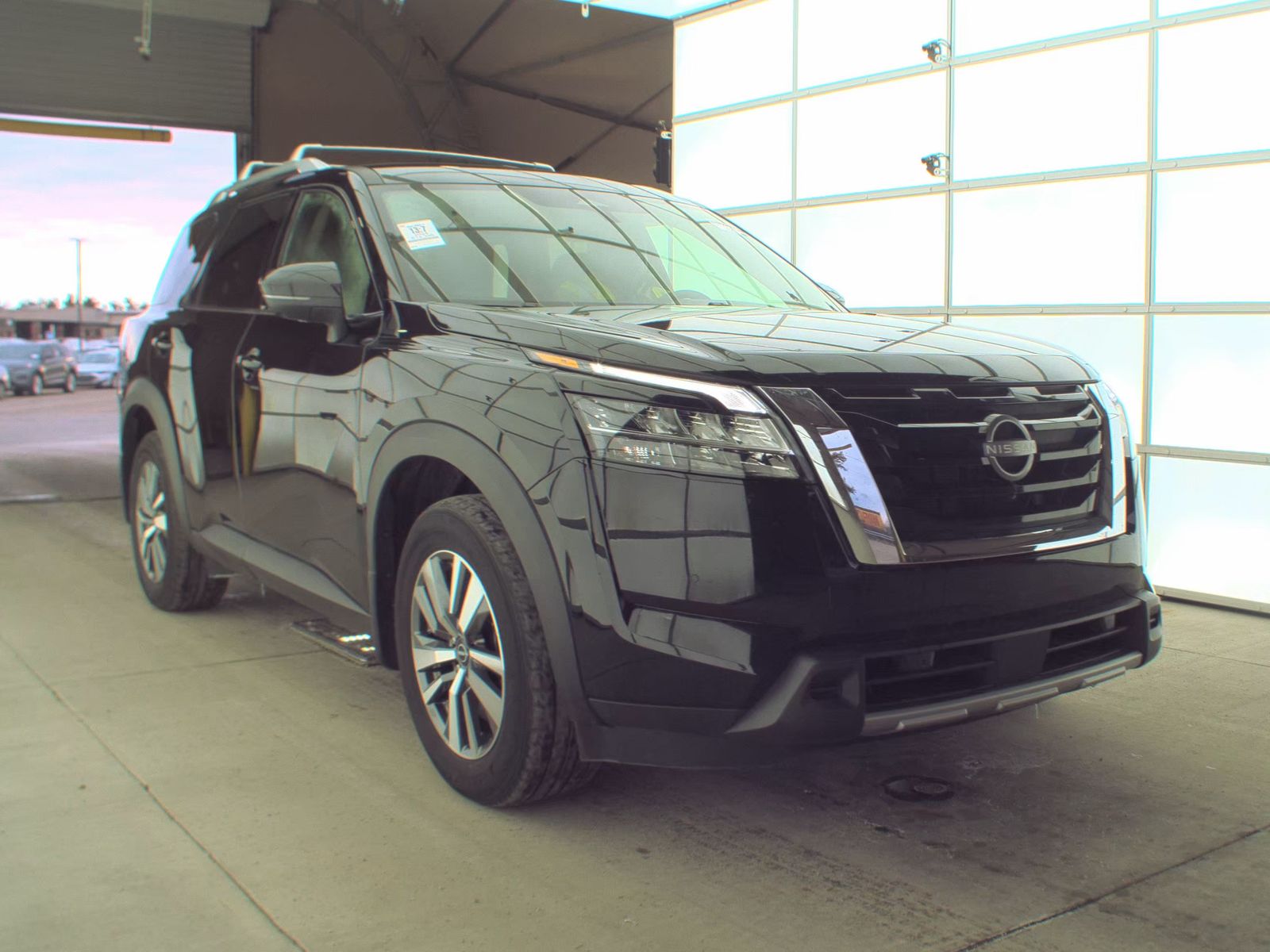 2024 Nissan Pathfinder SL AWD