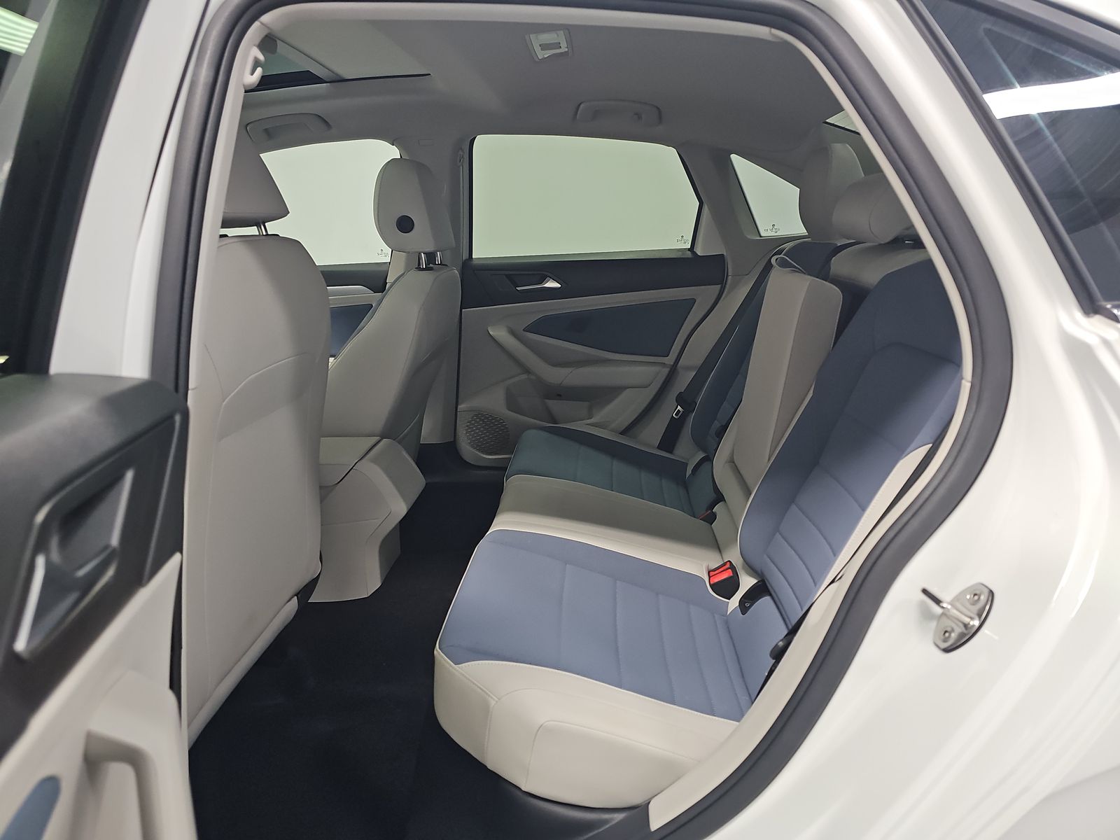 2025 Volkswagen Jetta 1.5T SE FWD