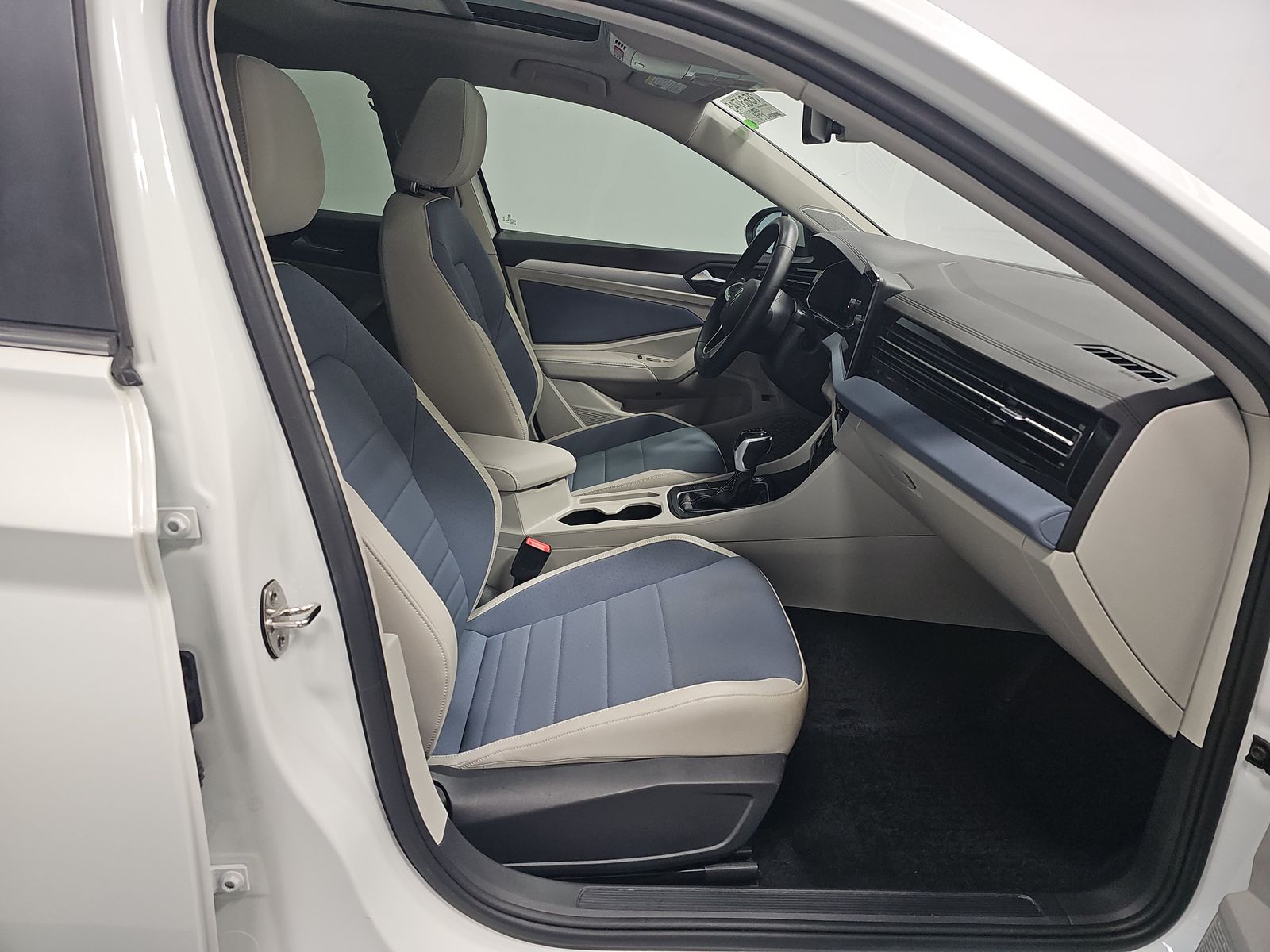 2025 Volkswagen Jetta 1.5T SE FWD