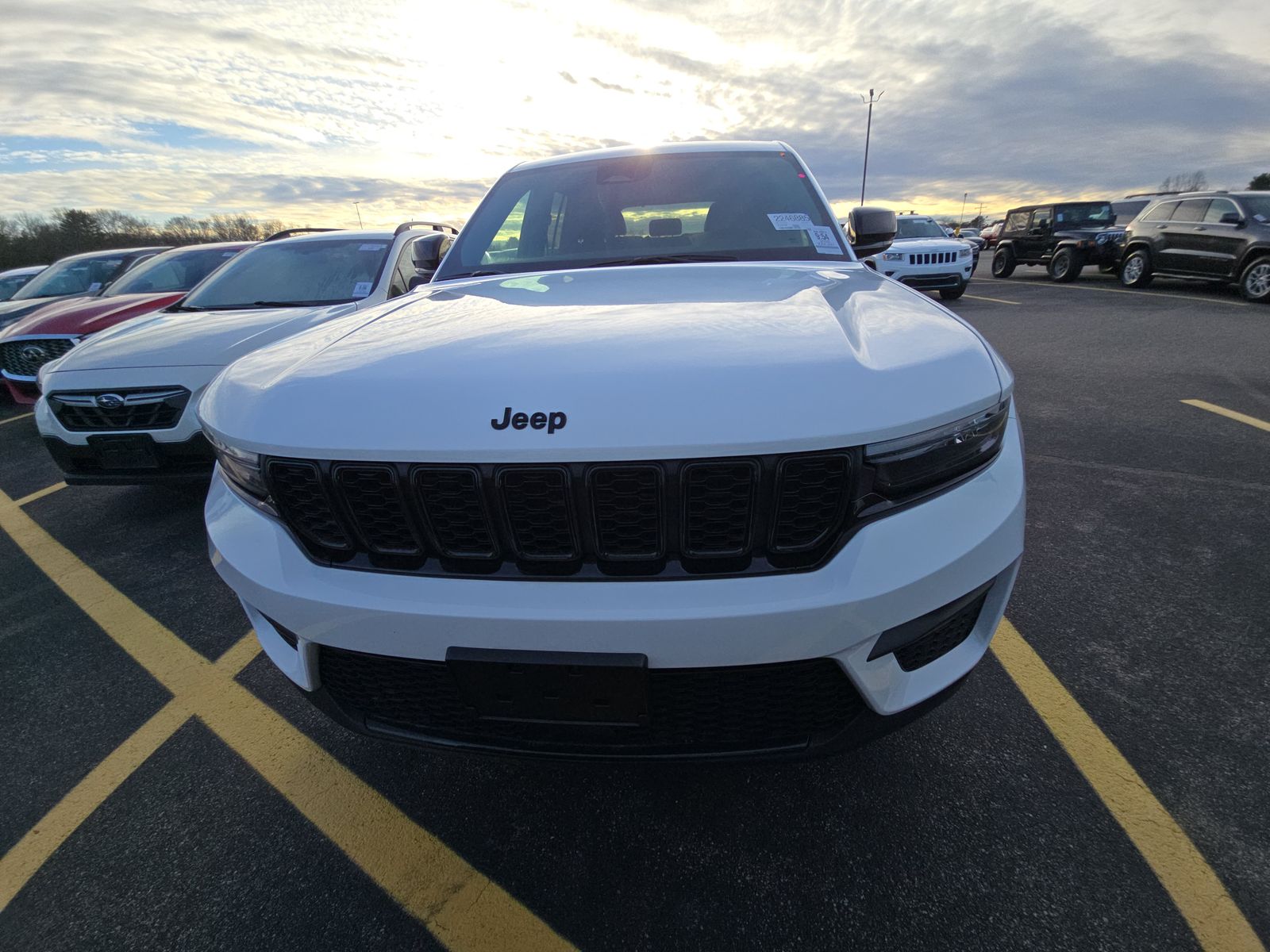 2025 Jeep Grand Cherokee Altitude RWD