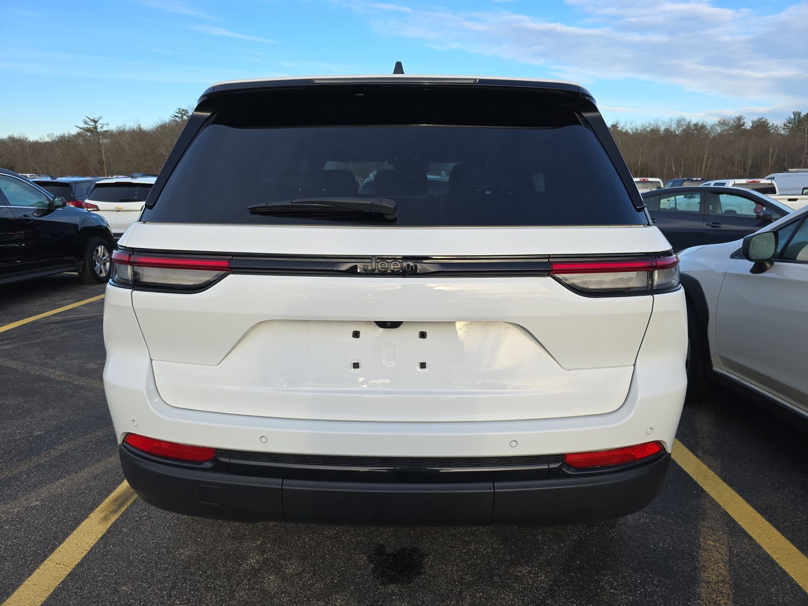 2025 Jeep Grand Cherokee Altitude RWD