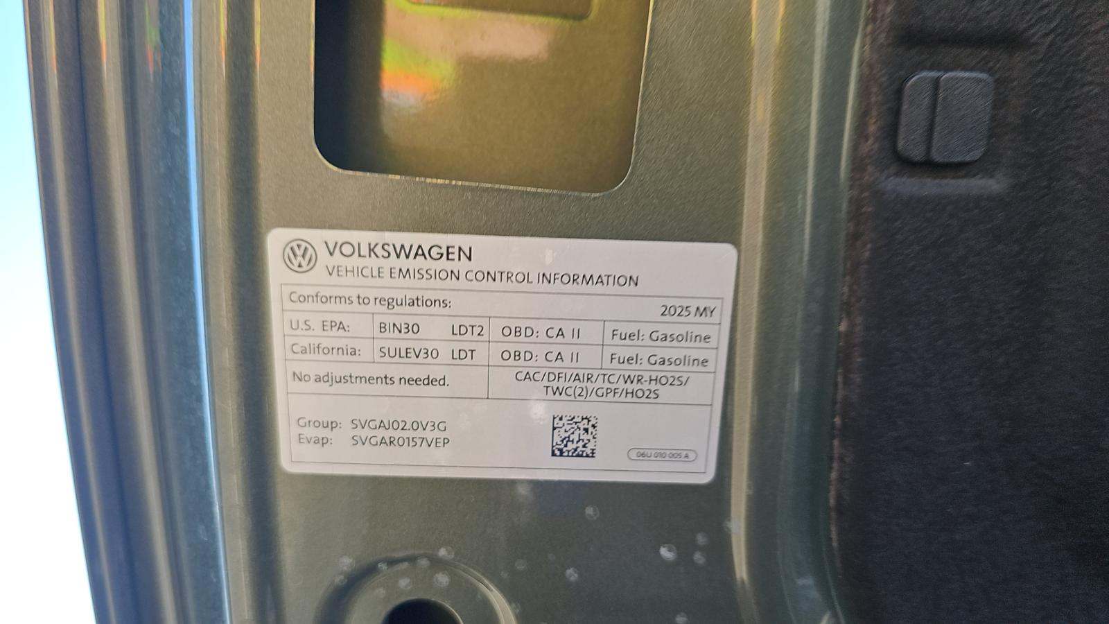 2025 Volkswagen Tiguan 2.0T SEL R-Line AWD