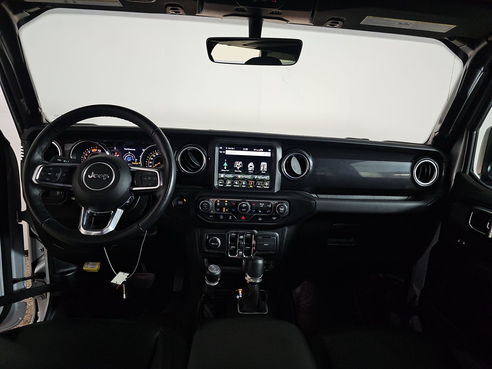 2023 Jeep Wrangler Sahara Altitude AWD