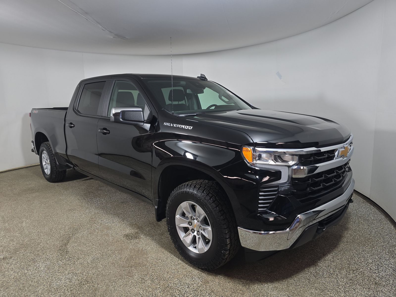 2025 Chevrolet Silverado 1500 LT AWD
