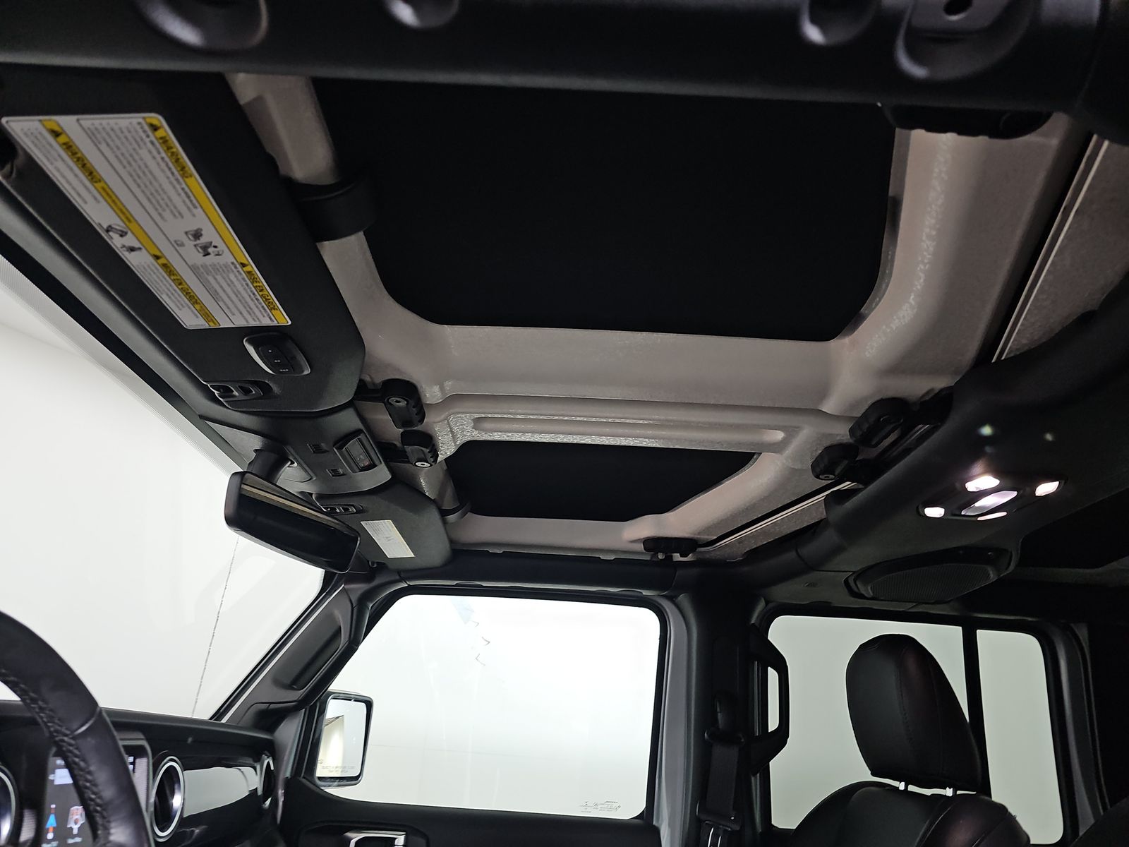 2023 Jeep Wrangler Sahara Altitude AWD