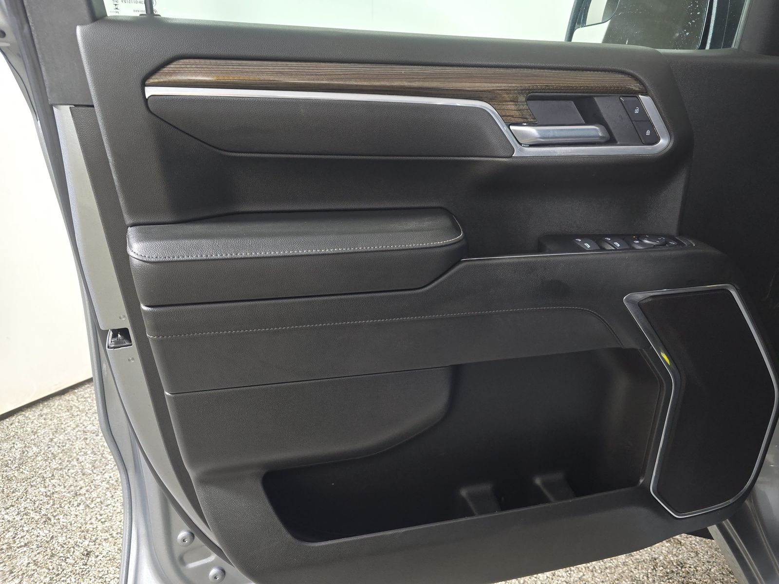 2025 Chevrolet Silverado 1500 LT AWD